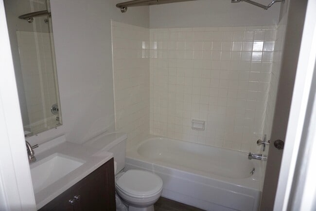 Main bathroom - 10252 West Dartmouth Avenue