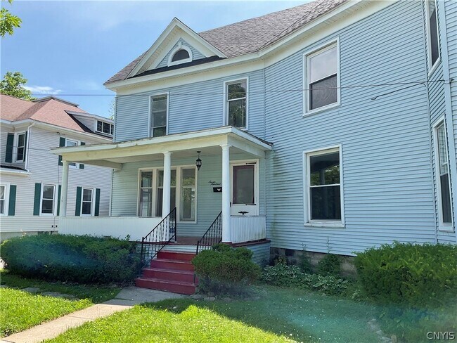Foto del edificio - 700 Nellis St