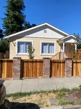 Building Photo - 4331-4333 Brookdale Ave