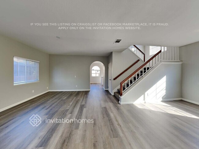 Building Photo - 370 Hibiscus Ln