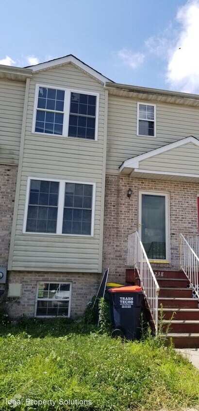 Foto principal - 3 br, 2.5 bath House - 238 Vincent Circle