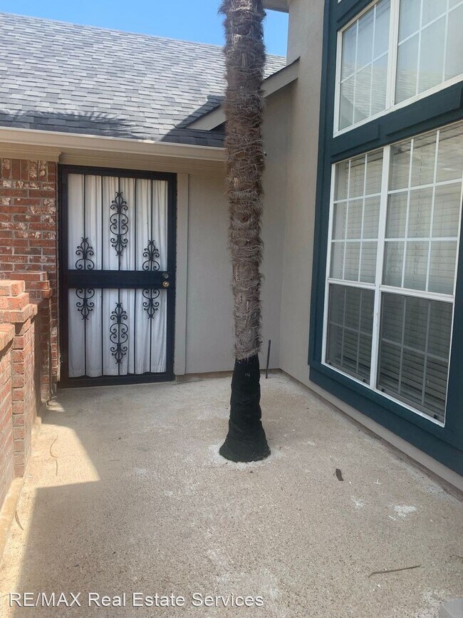 Building Photo - 3 br, 2 bath House - 9067 Southern Charm