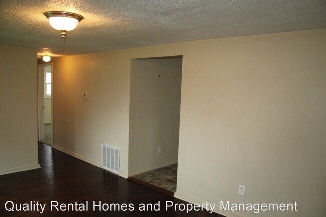 Building Photo - 2 br, 1 bath House - 2069 Woodland Pass