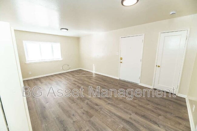 Photo - 156 Marina Way Apartment