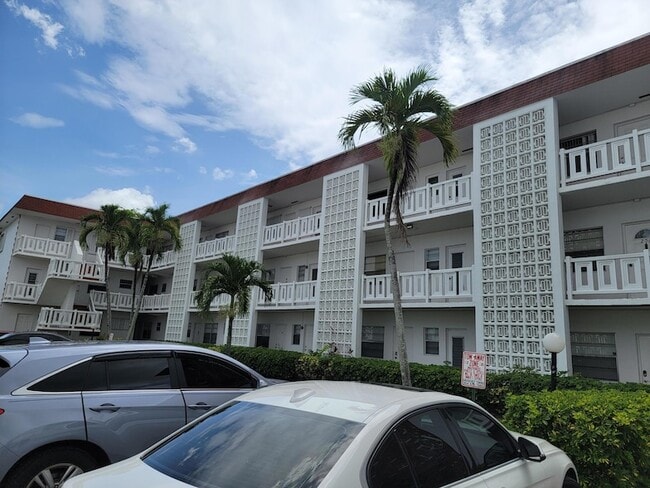 Photo - 4310 NW 12th Ct Apartment
