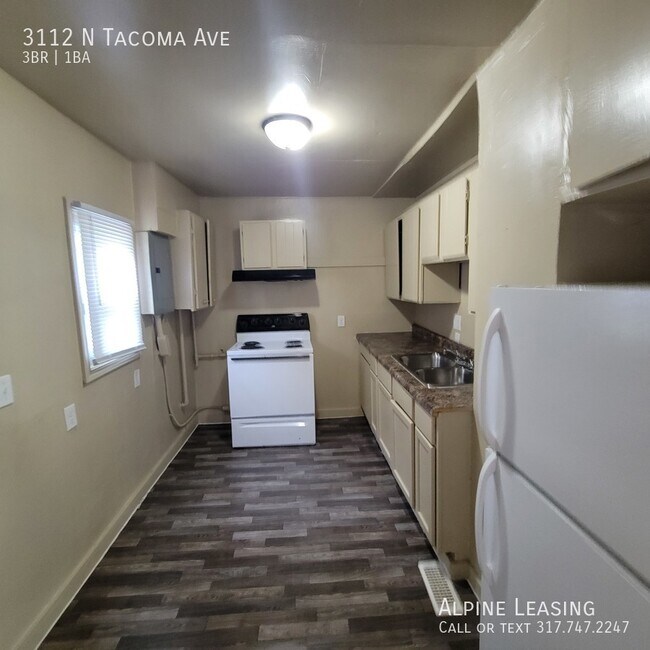 Foto del edificio - Martindale-Brightwood 3BR House for RENT!