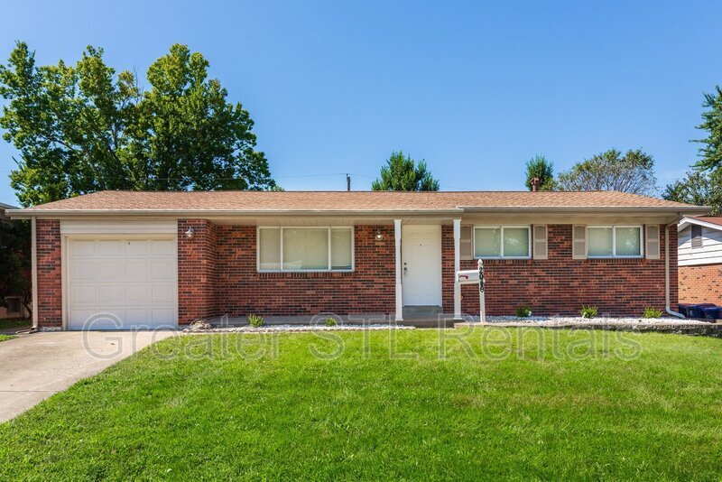 2040 Shirley Dr, Florissant, MO 63031 House Rental in Florissant, MO