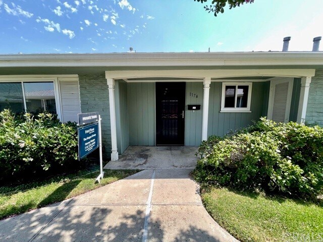 Foto principal - 1174 E 1st St