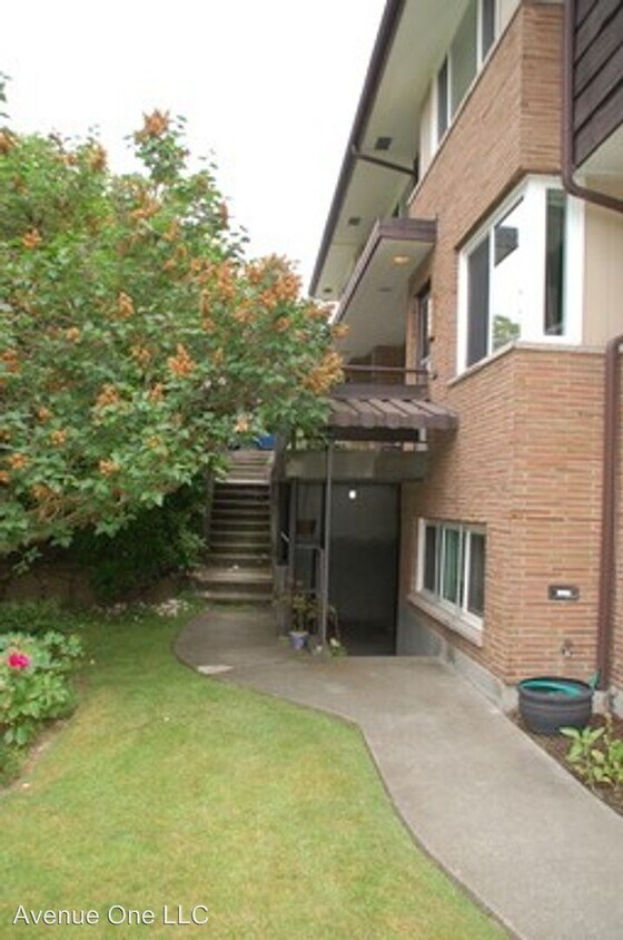 Foto principal - 2333 NE 55th St