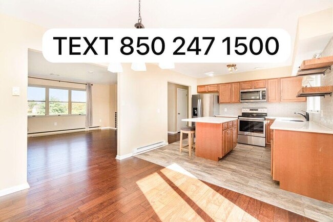 Building Photo - 1149 Highland Dr