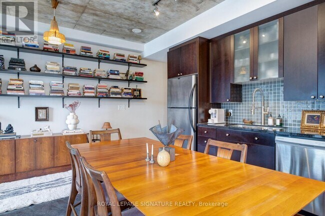 Building Photo - 1 Shaw St