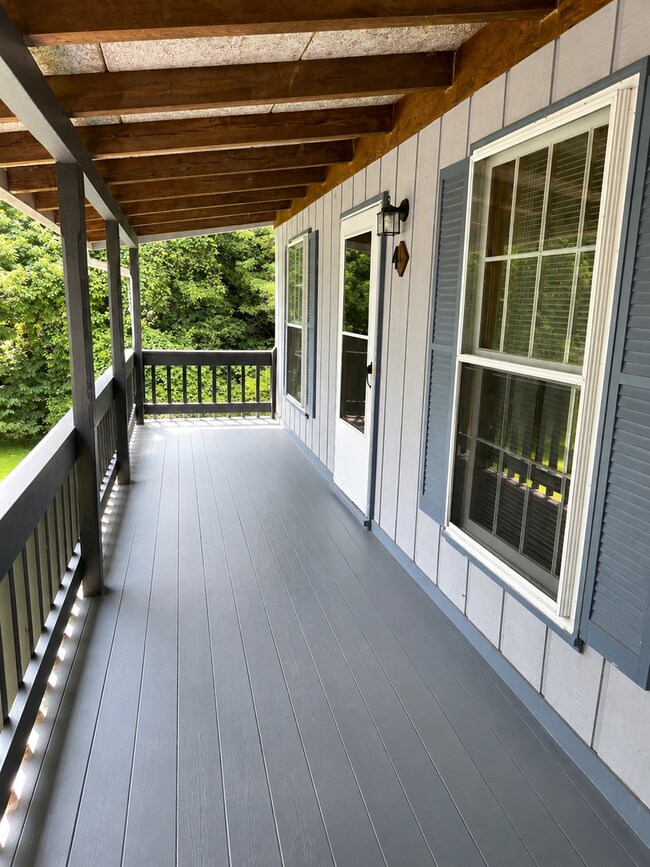 Building Photo - 205 Audubon Dr