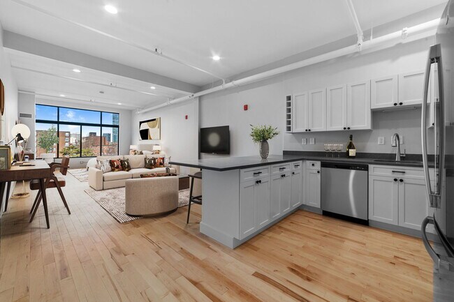 Building Photo - 70 Northampton St