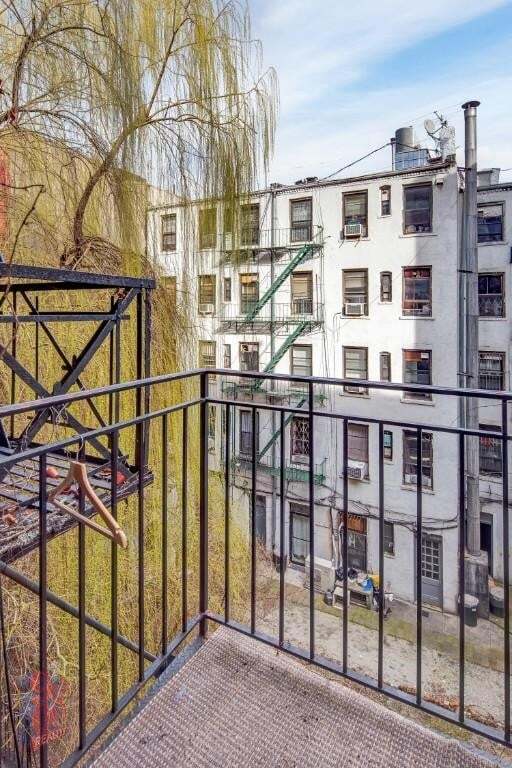 Foto del edificio - 252 Mott St