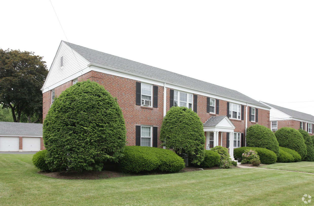 Building Photo - Farmington Avenue Commons