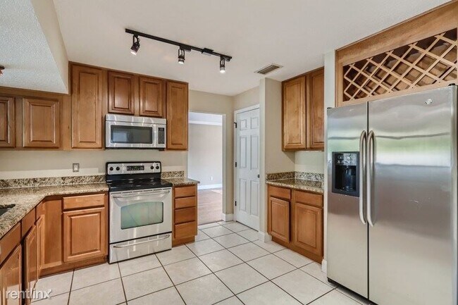 Foto del edificio - 4 br, 2 bath House - 424 San Sebastian Pra...