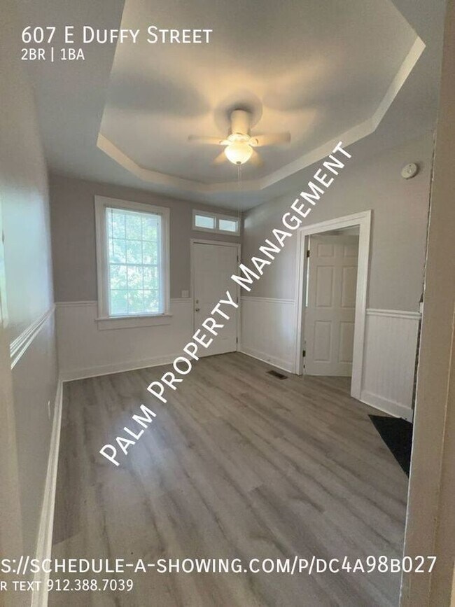 Foto del edificio - 607 E Duffy St