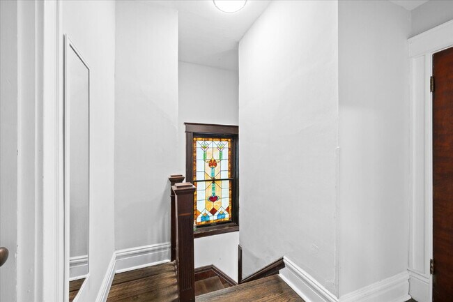 Building Photo - "Charming 3-Bed Duplex with Hardwood Floors & Cozy Fireplace - 6114 Waterman Blvd, St. Louis!" ST...