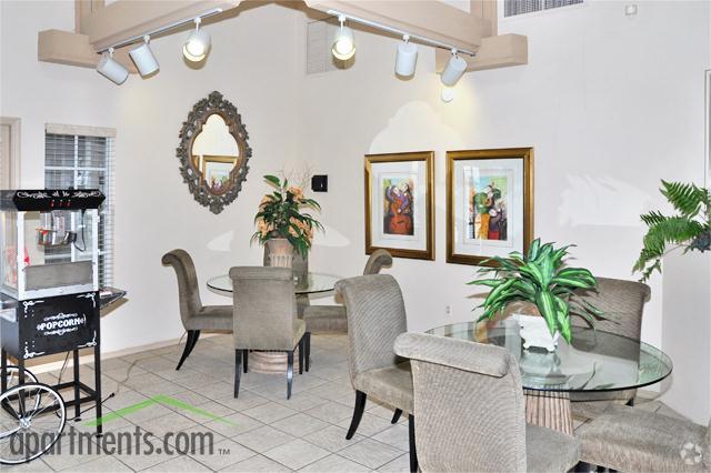 Casa club - Colonial Pointe Apartments