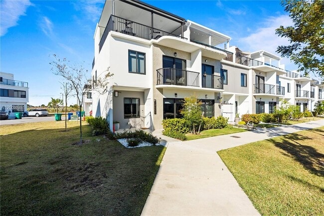 Photo - 14595 SW 261st St Townhome