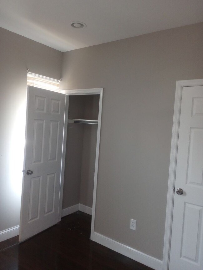 Foto del edificio - 3524 Braddock Street