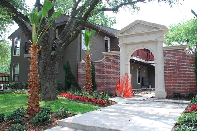 Building Photo - Newport Apartments