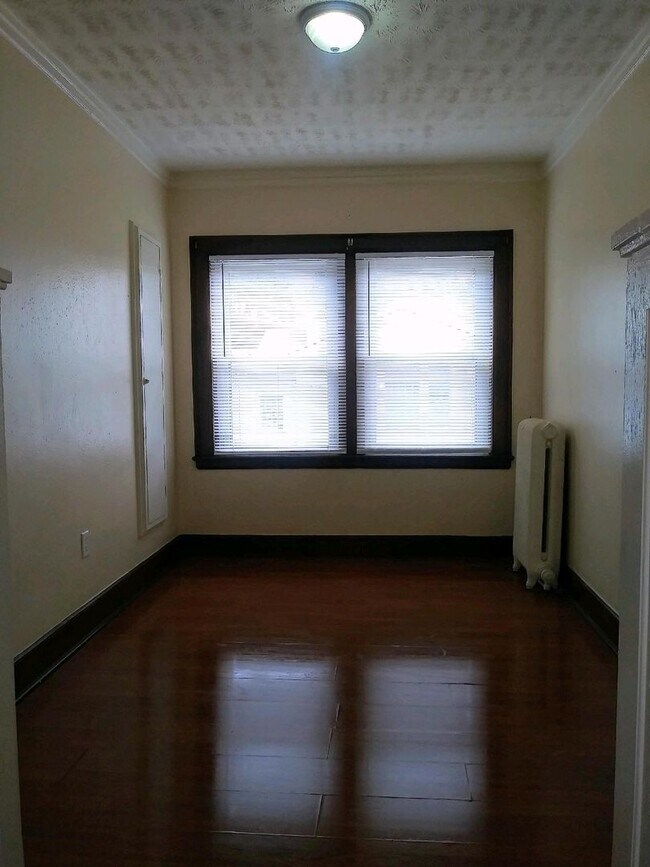 Interior Photo - Whitestone Manor Apartments