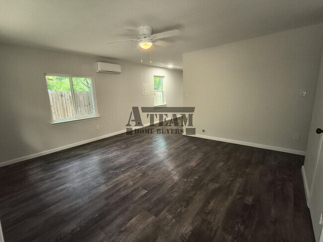 Foto del edificio - Cozy 2 Bed 1 Bath home for rent!