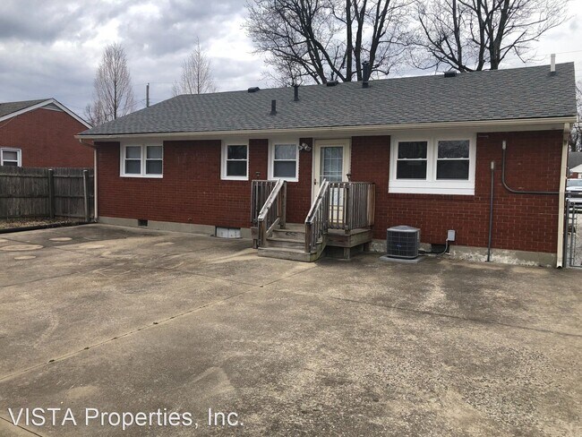 Building Photo - 3 br, 1 bath House - 1040 W. Indian Trail