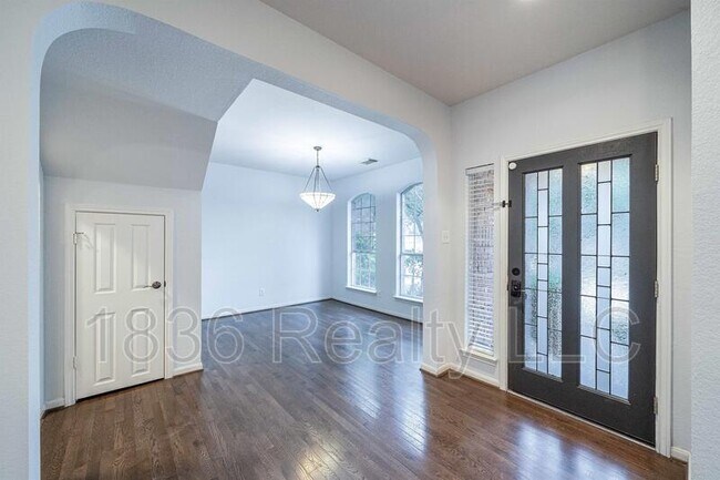 Building Photo - 12536 Canyon Glen Dr