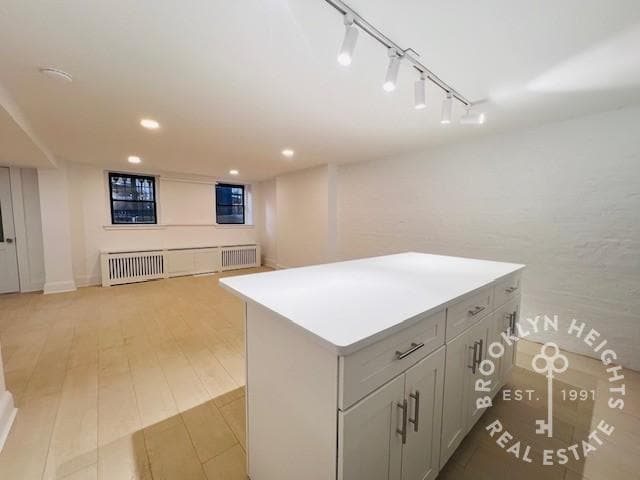 Building Photo - Newly Renovated 2 Bedroom Duplex with Priv...
