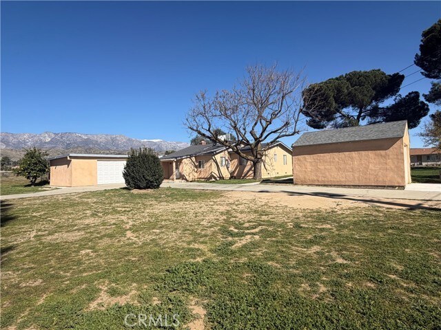 Foto del edificio - 10803 Bellflower Ave