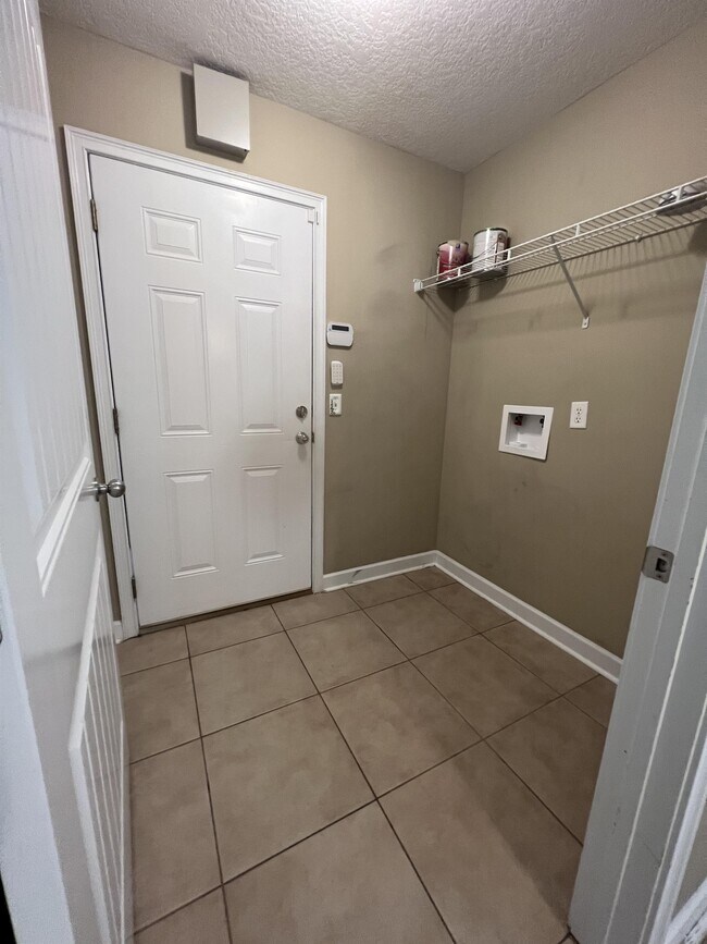 Foto del edificio - 72 Ridge Way NE