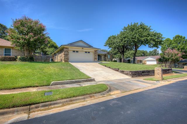 Foto del edificio - 3824 Steeplewood Ct
