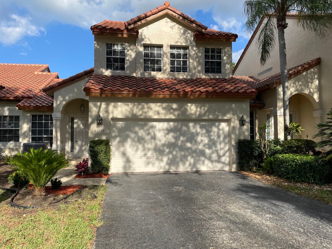 Foto principal - 23395 Water Cir
