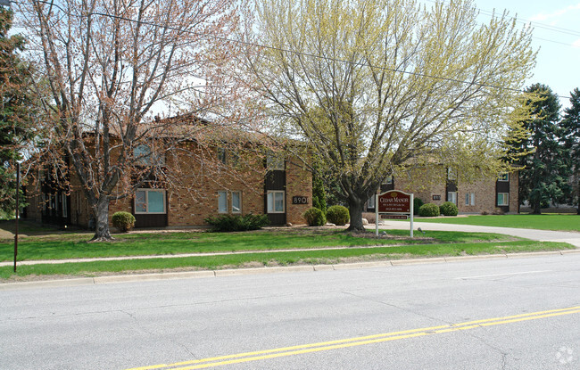 Foto del edificio - Cedar Manor Apartments