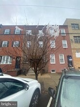 Building Photo - 1137 S 11th St