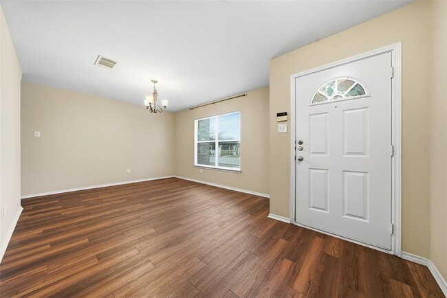 Building Photo - 206 Sunny Brook Dr