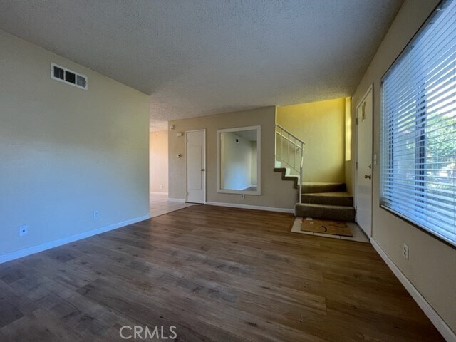 Building Photo - 2151 E Aroma Dr
