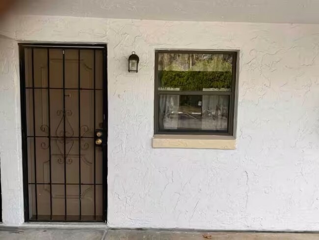 Foto del edificio - 1500 Virginia Ave