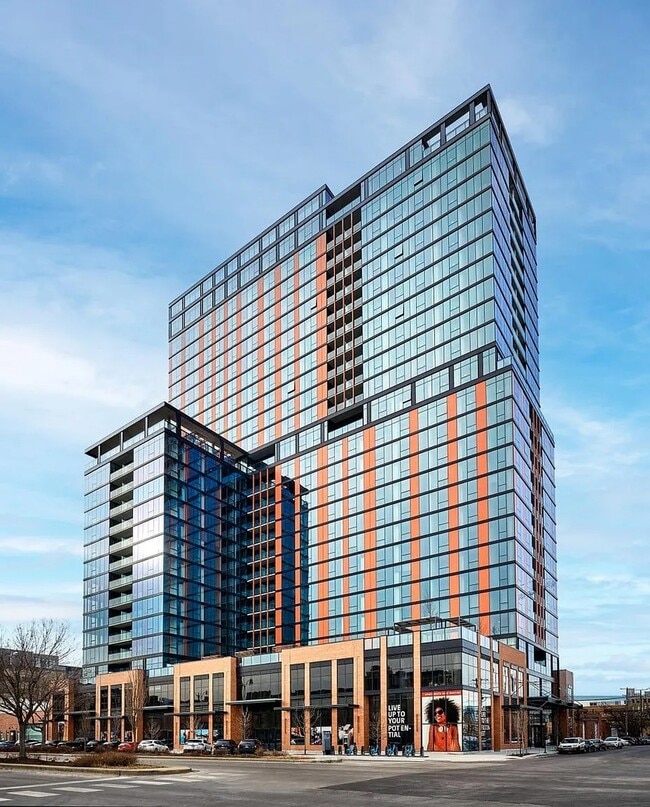 Building Photo - 160 N Elizabeth St