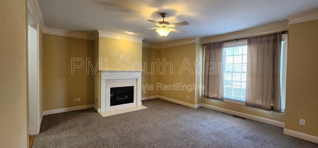 Building Photo - 106 Lexington Village