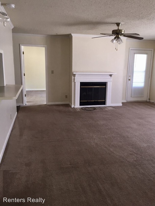 Foto principal - 5024 Seven Pine Cir
