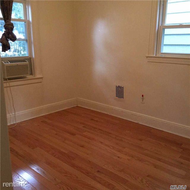 Primary Photo - 8909 84th St