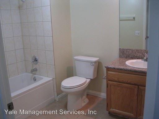 Foto del edificio - 12130 Hart St