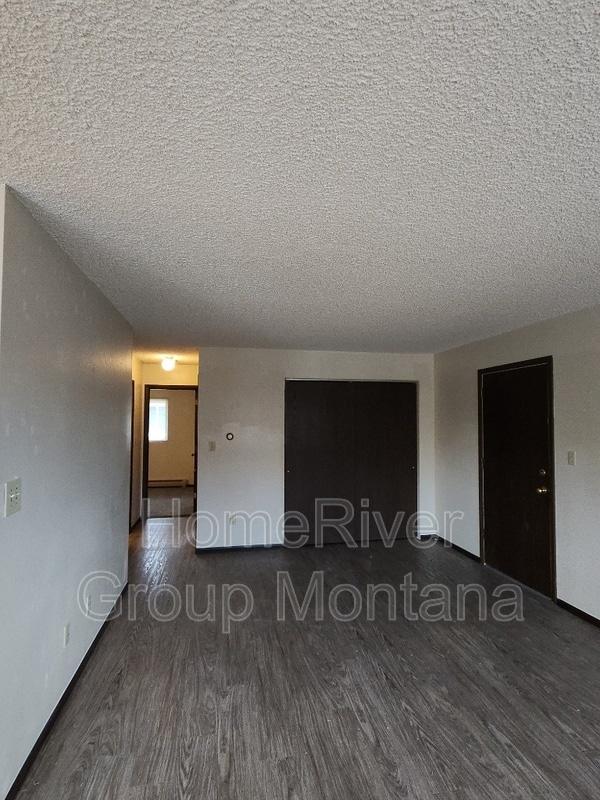 Building Photo - 913 Pattee Creek Dr