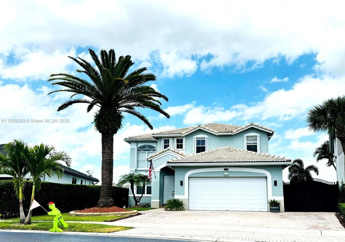 Foto principal - 16285 SW 44th St