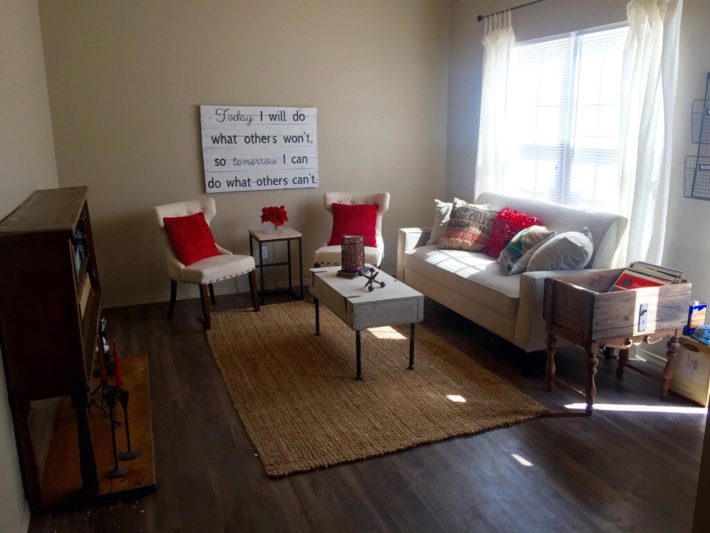 Foto principal - 3165 S Waterview Ln