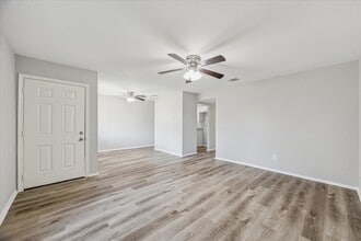 Building Photo - 6022 Meadowbrook