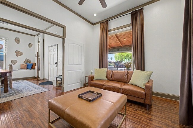 Foto del edificio - 1150 E Pierce St